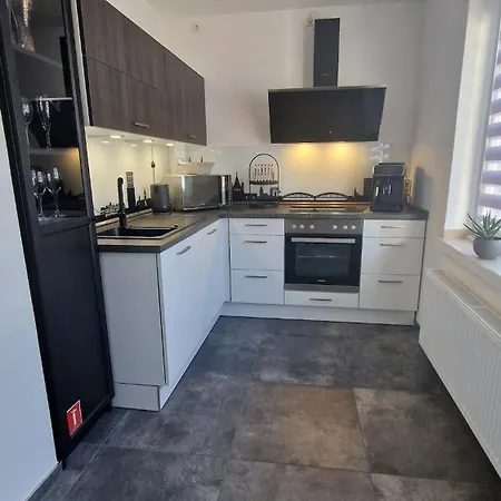 Modernes In Mit Garten Nahe Mg Und Duesseldorf بيت للعطل