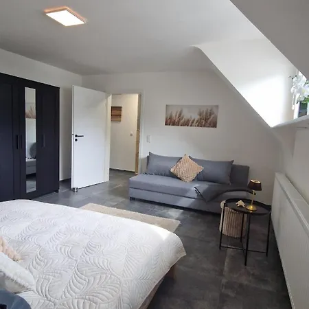 Modernes In Mit Garten Nahe Mg Und Düsseldorf Ferienhaus *