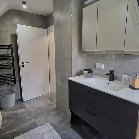 Ferienhaus Modernes In Mit Garten Nahe Mg Und Düsseldorf